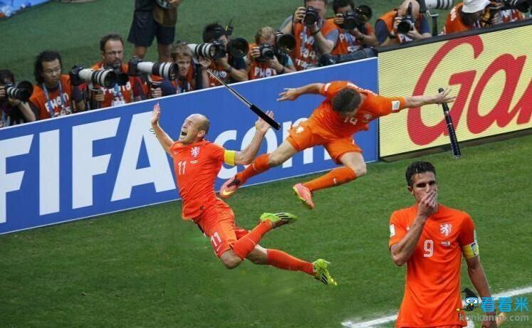 荷兰vs巴西解说